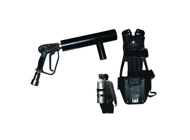 CO2 Gun med LED-lys og bæremeis Mål: 650x26x5cm - 1,5kg