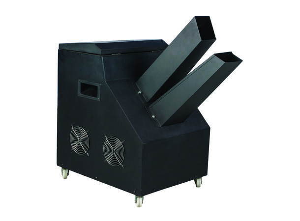 Konfettimaskin - Blåser konfettien ut Mål: 55x47x60cm - 19,5kg - 1000W