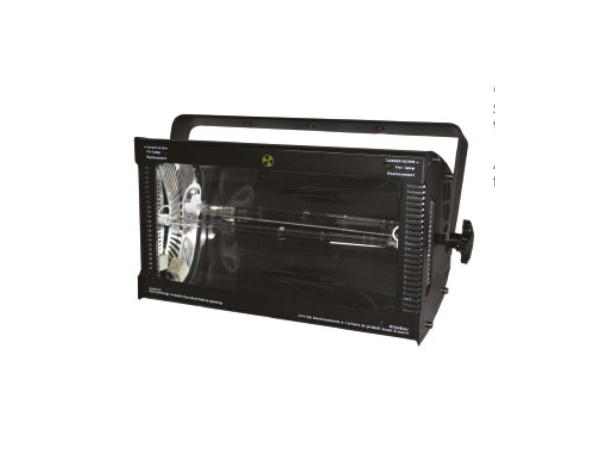 Strobelys - hvitt - Stor Mål: 44x24x14cm - 6kg - 3000W