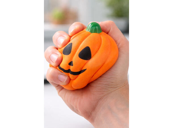 Halloweenfigurer i myk lateks - 6 Ass Display med 12 klembare figurer - 10cm 