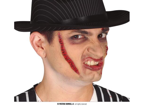 Arr med sting - lang 1 Kunstig arr i lateks m/lim 