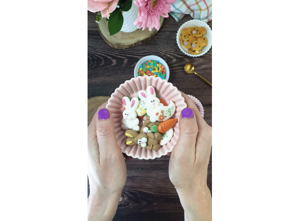 Sukkerdekorasjoner - Påsketema 48 Kakedekorasjoner assotert - 3-4,5cm 